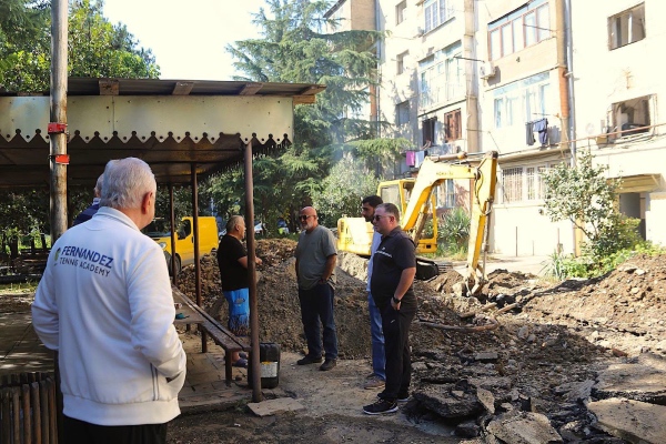 სამგორის რაიონში ინფრასტრუქტურული სამუშაოები მიმდინარეობს