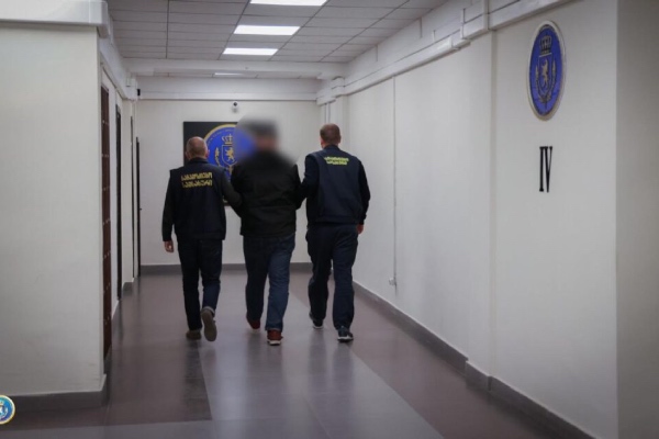 საგამოძიებო სამსახურმა თაღლითობის მცდელობის ფაქტზე თბილისის მერიის ინსპექტირების, შრომის უსაფრთხოების ორგანიზებისა და მართვის განყოფილების უფროსი სპეციალისტი დააკავა