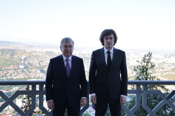 ირაკლი კობახიძემ უზბეკეთის პრეზიდენტს ოფიციალურ ვახშამზე უმასპინძლა