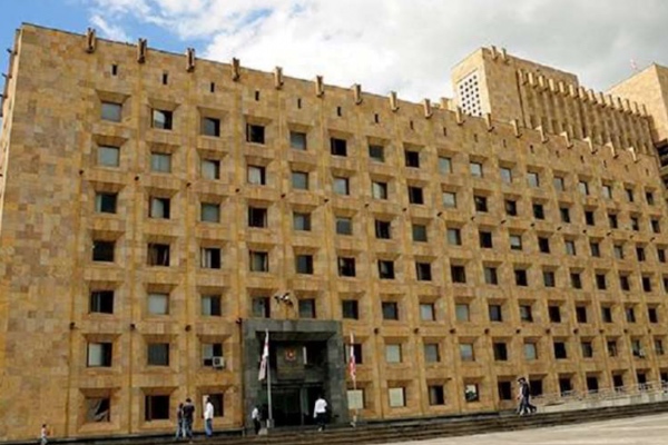 მთავრობის ეფექტიანობის დეპარტამენტმა სახელმწიფო უწყებების პროექტების მონიტორინგის შედეგად, სახელმწიფო სახსრების არარაციონალურად და გაუმჭვირვალედ ხარჯვასთან დაკავშირებული რისკები გამოავლინა და საგამოძიებო ორგანოებს მიმართა