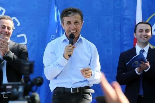 “არ მაინტერესებს ჩასაფრებულების და ცინიკოსების ქილიკი”- ლექსო თამაზაშვილი ბიძინა ივანიშვილს დაბადების დღეს ულოცავს