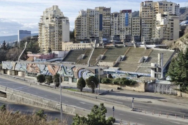 2 თვით, „ლაგუნა ვერეს“ მიმდებარე ტერიტორიაზე საავტომობილო მოძრაობა იზღუდება
