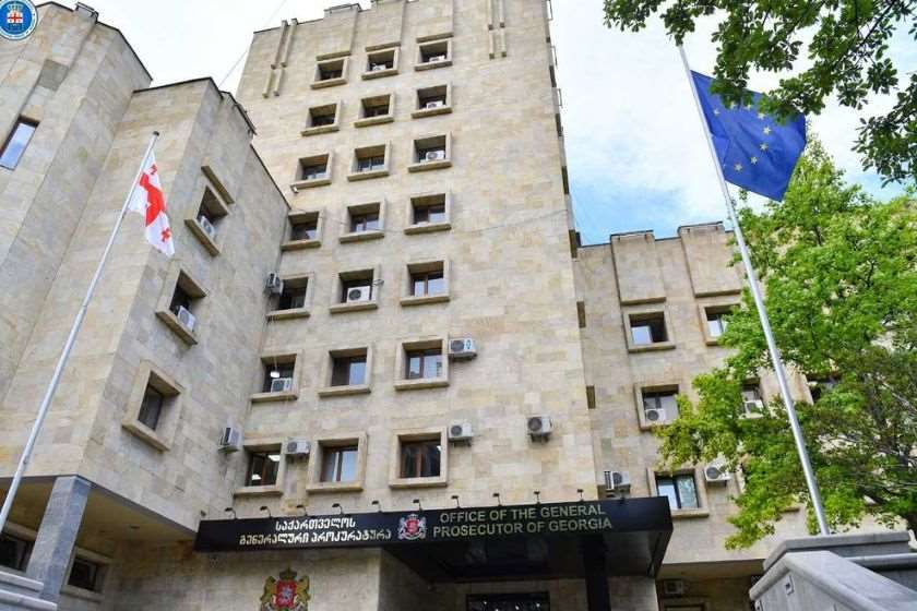 პროკურატურის თანამშრომლებმა, პირადი ცხოვრების საიდუმლოს უკანონოდ შენახვის და სოციალური ქსელის მეშვეობით გავრცელების ფაქტზე ერთი პირი დააკავეს