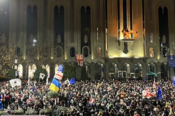 რუსთაველზე პროევროპული საპროტესტო აქცია განახლდა 