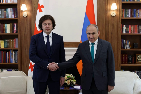  მოუთმენლად ველი ჩემს სომეხ კოლეგასთან ერთად დღევანდელ ფეხბურთის მატჩზე დასწრებას - პრემიერი