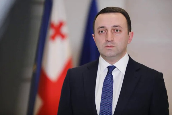 ირაკლი ღარიბაშვილი პოლიტიკიდან მიდის