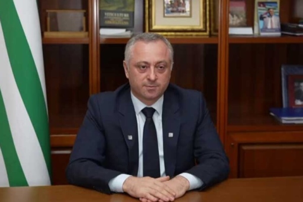 ბადრა გუნბამ ოკუპირებულ აფხაზეთში ე.წ. საპრეზიდენტო არჩევნებში გამარჯვების შესახებ გამოაცხადა