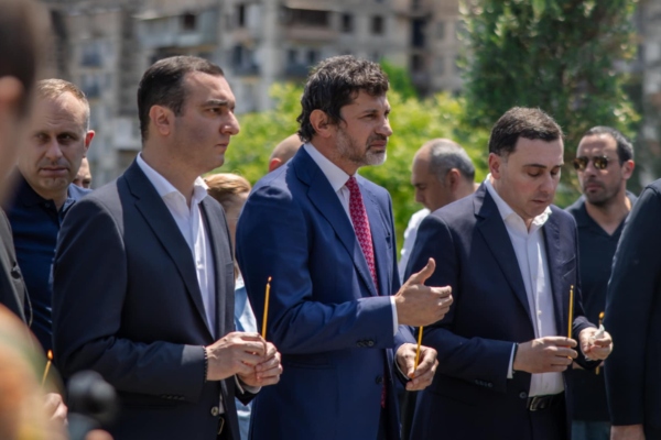 კახა კალაძემ 13 ივნისს დაღუპულთა ხსოვნას პატივი მიაგო