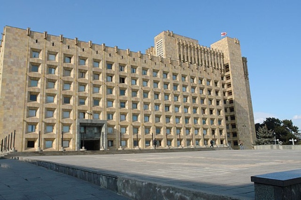 საქართველოს მთავრობამ, საბერიოში მომხდარ ტრაგედიასთან დაკავშირებით, 9 იანვარი გლოვის დღედ გამოაცხადა