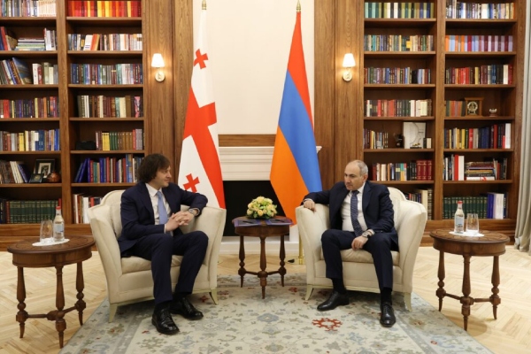 ნიკოლ ფაშინიანთან შეხვედრისას დისკუსია გვქონდა ჩვენს სტრატეგიულ პარტნიორობაზე, ასევე ძირითად რეგიონულ და გლობალურ საკითხებზე-პრემიერი