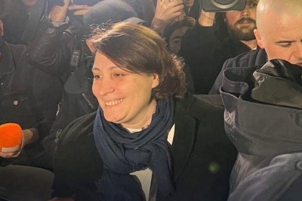 ელენე ხოშტარიამ იზოლატორი დატოვა