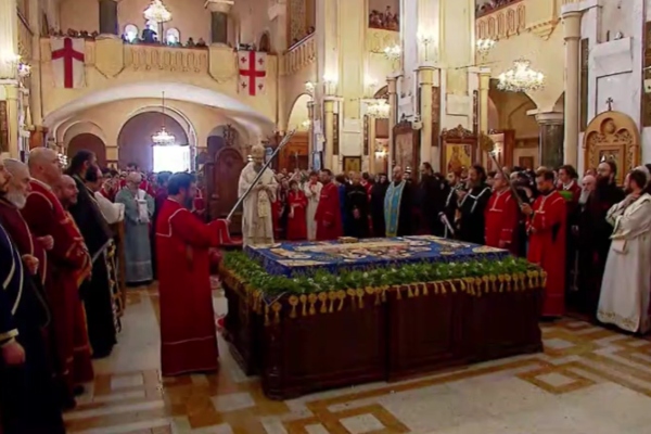 სამების საკათედრო ტაძარში გარდამოხსნის წესი შესრულდა